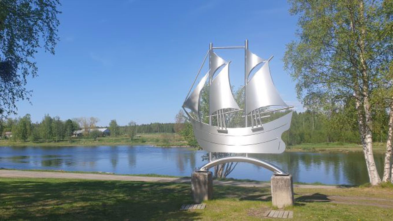 Vaakunalaiva kesällä
